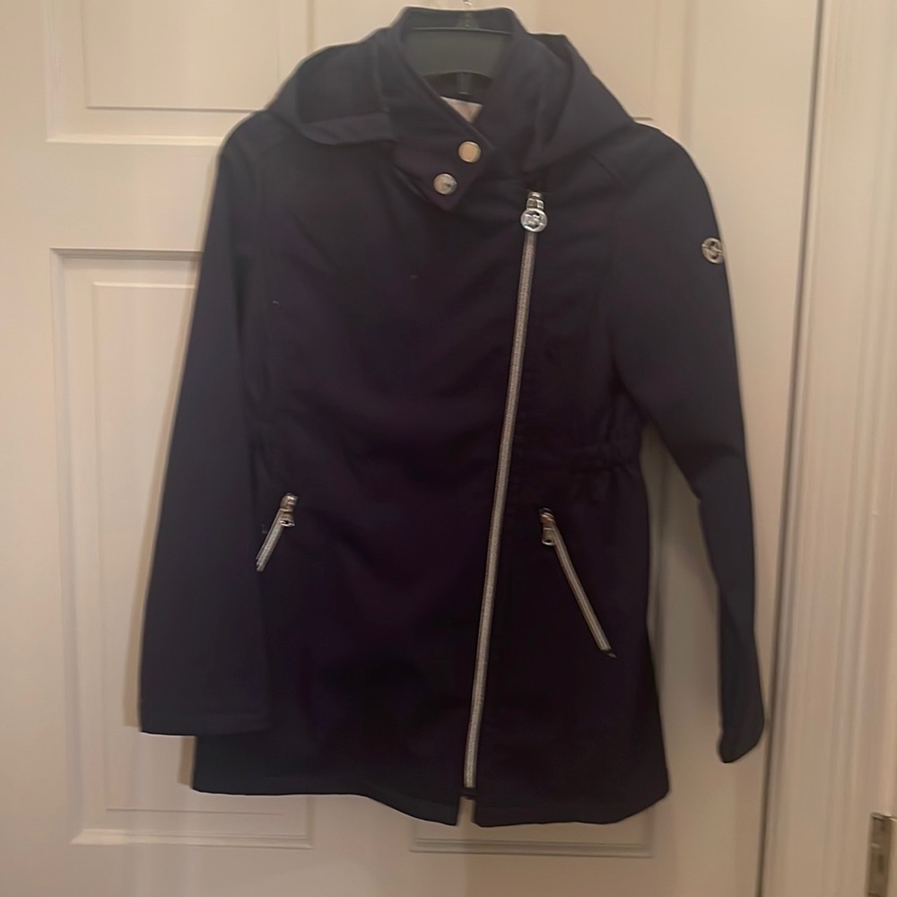 Nice navy blue Micheal kros coat